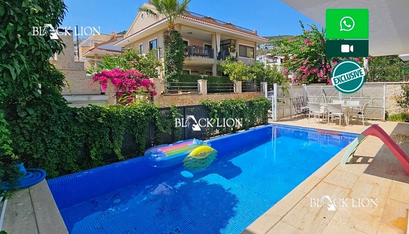 Villa Damla: 4-bedroom luxury villa in Ortaalan, Kalkan (photo 3 of 10)