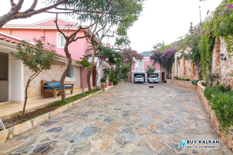 Villa Poyraz: 9-bedroom luxury villa in Kömürlük, Kalkan (photo 12 of 24)