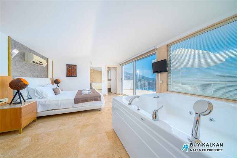 Villa Leyla: 6-bedroom luxury villa in Kalamar, Kalkan (photo 8 of 24)
